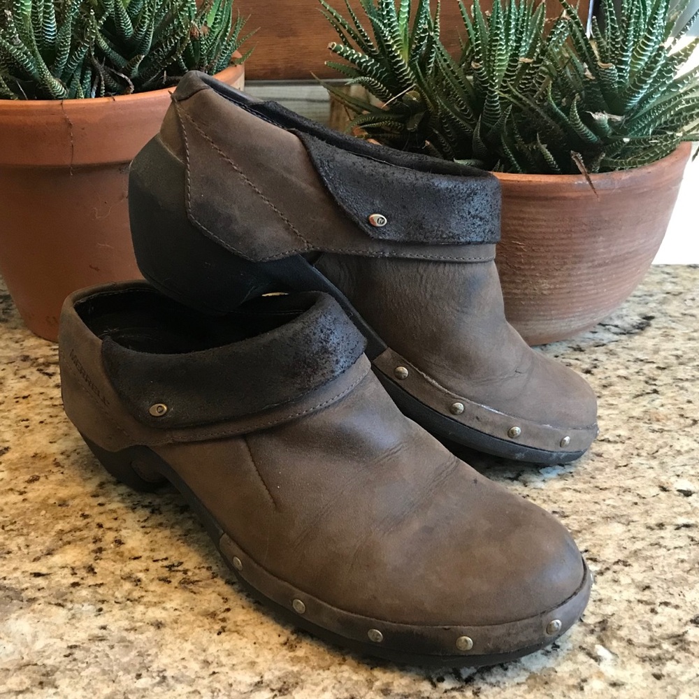 MERRELL Distressed Leather Mules